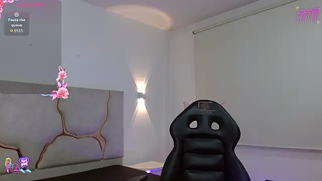 TINY TAY online show from March 2, 2026, 11:50 am