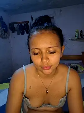 Daniela Cruz  online show from February 16, 2026, 7:12 pm