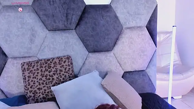 DulceJones online show from February 11, 2026, 8:20 pm