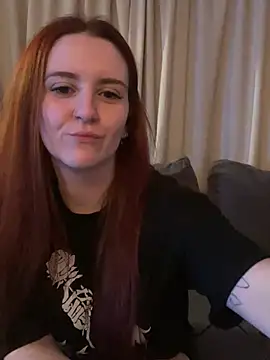 PoppySlut6999 online show from February 16, 2026, 9:34 pm