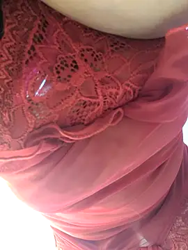 Scarlet curly8a online show from March 3, 2026, 9:05 am