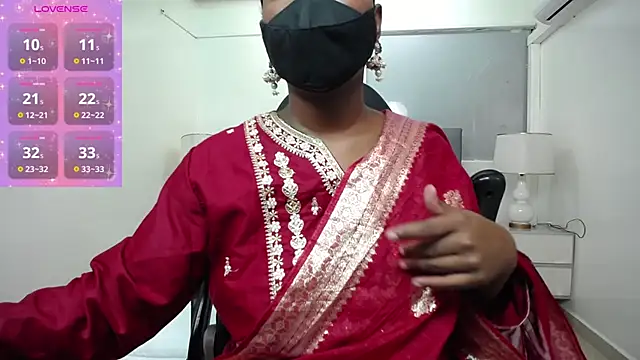 kavya suri  online show from February 12, 2026, 5:02 pm