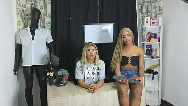 Playboy trans0 online show from February 2, 2026, 5:17 am