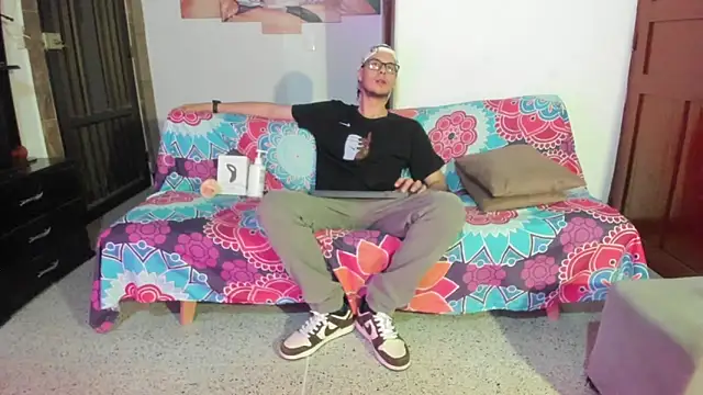 Vlad  night online show from May 4, 2026, 3:32 am