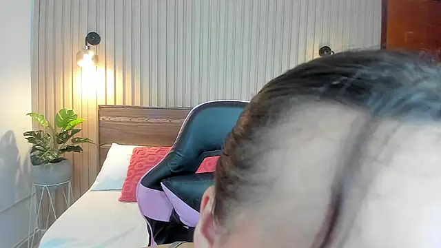 Snapshot of valeryn__rosse chatting on August 5, 2026, 12:59 am valeryn rosse online show from August 5, 2026, 12:59 am