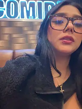 Violetta pinkk1 online show from March 19, 2026, 3:39 am