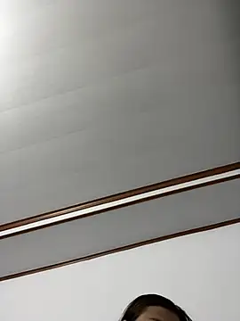 Puka2001 online show from February 8, 2026, 7:33 pm