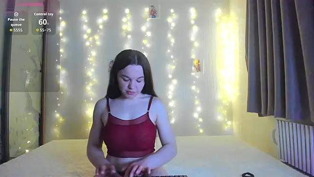 Mia Mia999 online show from April 24, 2026, 9:06 pm