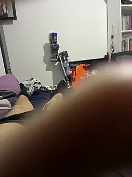 dickdondra online show from March 18, 2026, 10:32 pm