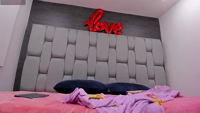 messy saray online show from February 4, 2026, 1:39 pm