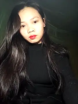 derylove  online show from February 16, 2026, 3:43 pm