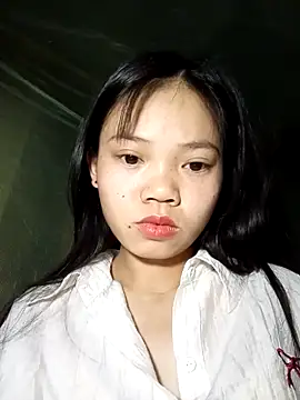 derylove  online show from March 19, 2026, 4:29 pm