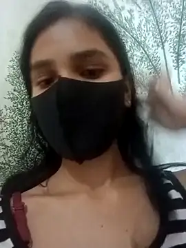 Mahira-- online show from April 8, 2026, 8:38 am