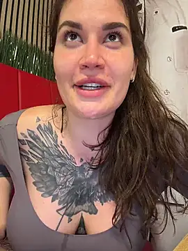 TattooGirlAlia online show from April 2, 2026, 7:20 pm