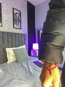 bliinkii and luka  online show from February 24, 2026, 12:39 pm