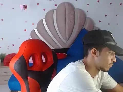 Caius fox online show from March 16, 2026, 5:16 pm