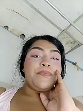 Snapshot of angela_sex_x chatting on March 15, 2026, 3:35 am angela sex x online show from March 15, 2026, 3:35 am