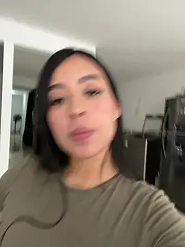 selene roux online show from February 6, 2026, 8:38 pm