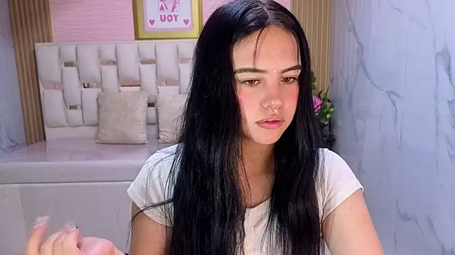 Snapshot of sarita_09_s chatting on June 17, 2026, 2:55 am sarita 09 s online show from June 17, 2026, 2:55 am