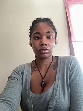 Ebonythroat777 online show from April 13, 2026, 5:28 pm