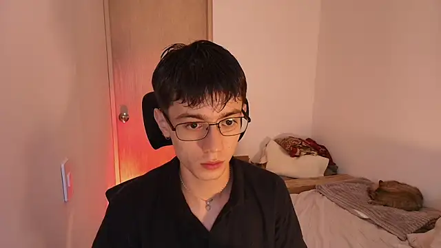 Snapshot of slowburnmystic chatting on July 24, 2026, 3:24 am slowburnmystic online show from July 24, 2026, 3:24 am