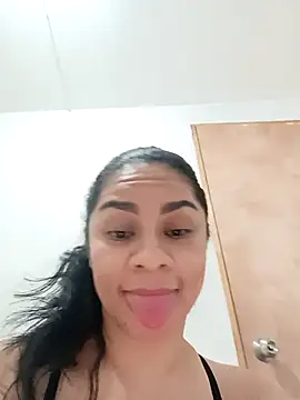 luna pinky online show from February 24, 2026, 6:42 pm