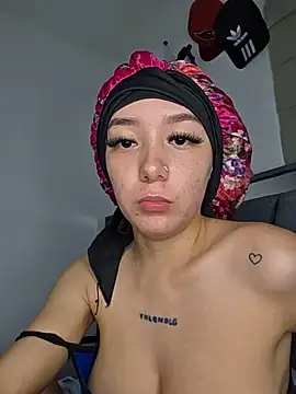 Snapshot of alaia_princess chatting on July 8, 2026, 11:27 pm alaia princess online show from July 8, 2026, 11:27 pm