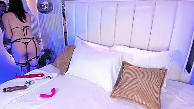 ViolettaColinss online show from February 2, 2026, 11:53 am