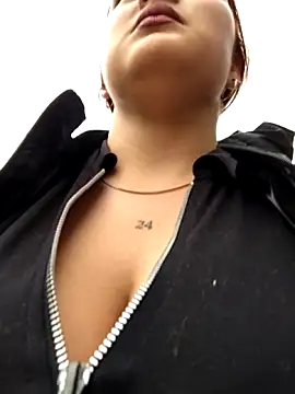 katty 42 online show from February 20, 2026, 9:39 pm