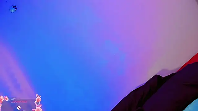 Snapshot of zoe_rous2 chatting on March 19, 2026, 1:44 pm zoe rous2 online show from March 19, 2026, 1:44 pm