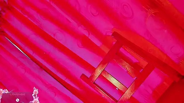 Snapshot of zoe_rous2 chatting on March 1, 2026, 1:55 pm zoe rous2 online show from March 1, 2026, 1:55 pm