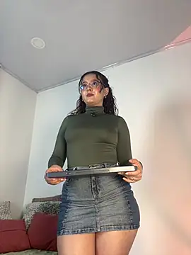 kittysophie  online show from February 27, 2026, 12:38 pm