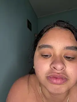 Snapshot of Aloyenita chatting on February 20, 2026, 12:29 pm Aloyenita online show from February 20, 2026, 12:29 pm