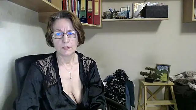 Snapshot of katemodel chatting on June 6, 2026, 5:12 am katemodel online show from June 6, 2026, 5:12 am