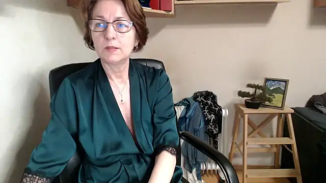 Snapshot of katemodel chatting on June 1, 2026, 9:53 am katemodel online show from June 1, 2026, 9:53 am