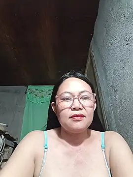 hotpinay 45 online show from April 10, 2026, 11:39 am