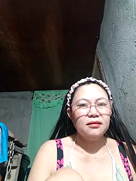 hotpinay 45 online show from April 28, 2026, 7:18 pm