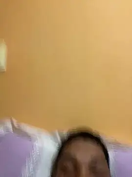 Snapshot of Neguimhhh chatting on March 7, 2026, 5:25 am Neguimhhh online show from March 7, 2026, 5:25 am