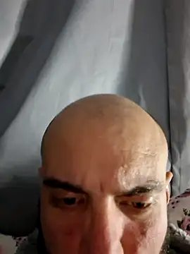 Snapshot of Robsonitj90 chatting on July 10, 2026, 1:49 am Robsonitj90 online show from July 10, 2026, 1:49 am
