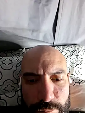 Snapshot of Robsonitj90 chatting on June 22, 2026, 1:00 am Robsonitj90 online show from June 22, 2026, 1:00 am