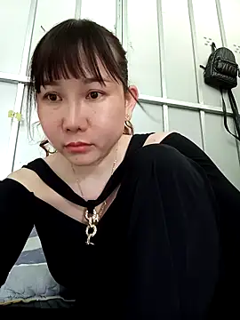 Ana-love2026 online show from May 5, 2026, 5:10 am