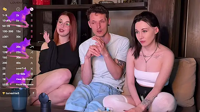 Snapshot of Three_Some_Dream chatting on May 2, 2026, 6:57 pm Three Some Dream online show from May 2, 2026, 6:57 pm