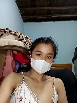 Snapshot of Daisy-lusia2026 chatting on June 14, 2026, 2:29 pm Daisy-lusia2026 online show from June 14, 2026, 2:29 pm