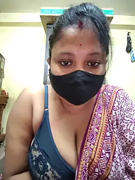 Curvy Trisha online show from June 12, 2026, 1:20 pm