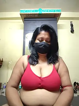 Curvy Trisha online show from June 19, 2026, 12:33 pm