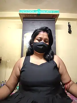 Curvy Trisha online show from June 23, 2026, 8:07 pm