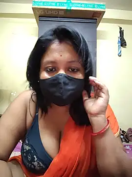 Curvy Trisha online show from June 2, 2026, 7:47 pm