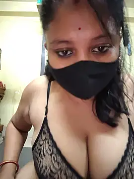 Curvy Trisha online show from June 11, 2026, 5:10 pm