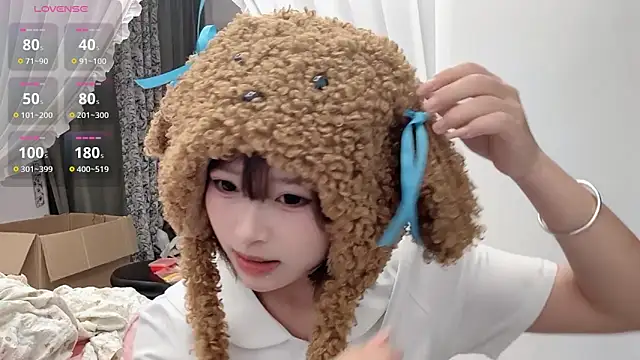 Snapshot of F-Yearn chatting on March 6, 2026, 12:22 pm F-Yearn online show from March 6, 2026, 12:22 pm