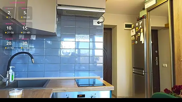 Snapshot of EvangelinFox chatting on March 10, 2026, 11:25 am EvangelinFox online show from March 10, 2026, 11:25 am